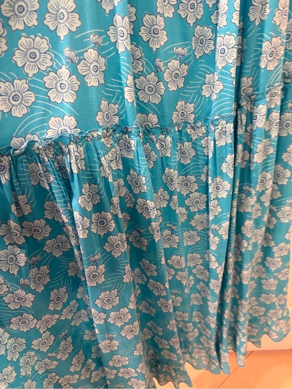 Ro’s Garden Blue Hawaii Floral V-Neck Spaghetti Strap Maxi Dress - Picture 8 of 9
